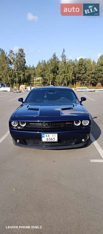 Купе Dodge Challenger 2014 в Киеве