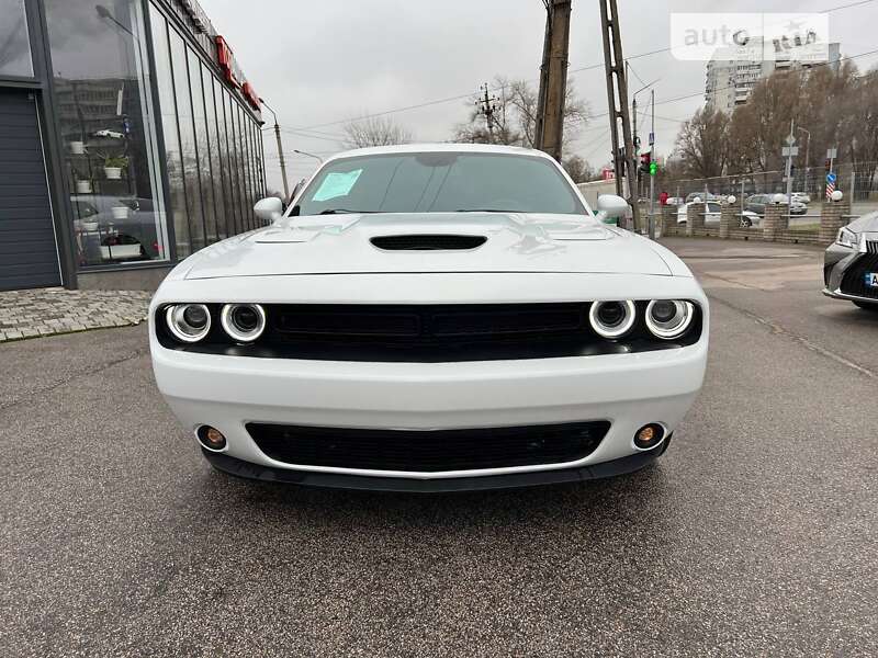 Купе Dodge Challenger 2018 в Запорожье