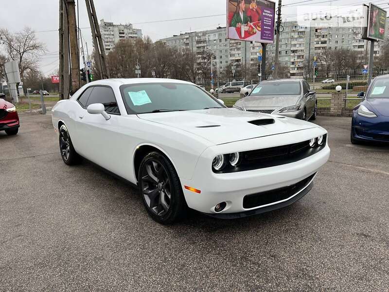 Купе Dodge Challenger 2018 в Запорожье