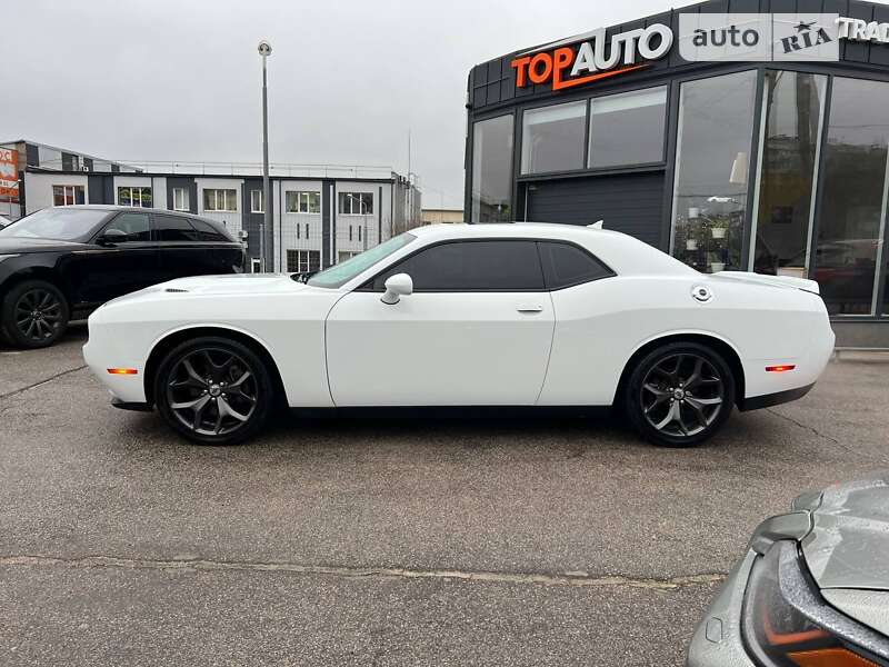Купе Dodge Challenger 2018 в Запорожье