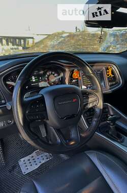 Купе Dodge Challenger 2017 в 