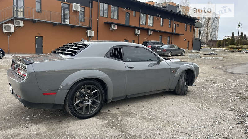 Купе Dodge Challenger 2018 в Івано-Франківську