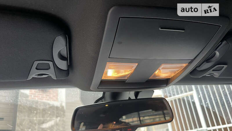 Купе Dodge Challenger 2018 в Івано-Франківську