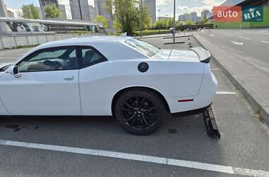 Купе Dodge Challenger 2017 в Києві