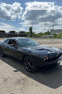 Купе Dodge Challenger 2017 в Киеве