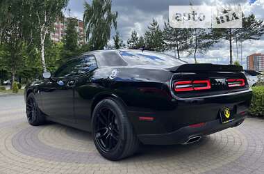 Купе Dodge Challenger 2019 в Львове
