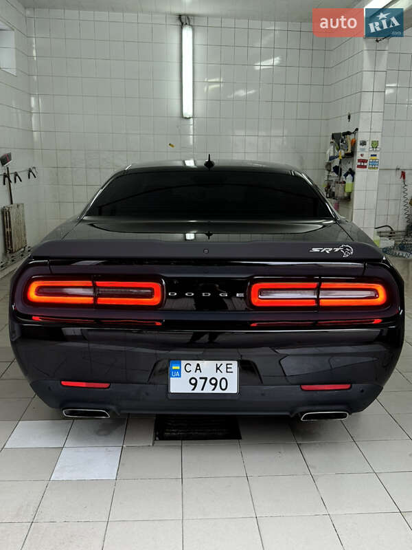 Купе Dodge Challenger 2020 в Киеве