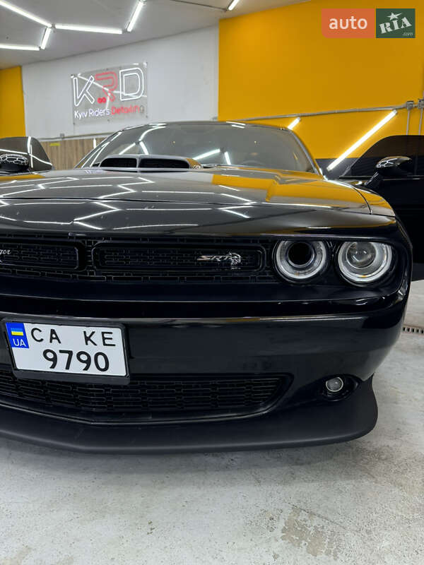 Купе Dodge Challenger 2020 в Киеве