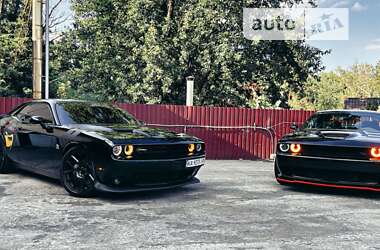 Купе Dodge Challenger 2015 в Киеве