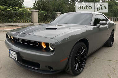 Купе Dodge Challenger 2018 в Умани