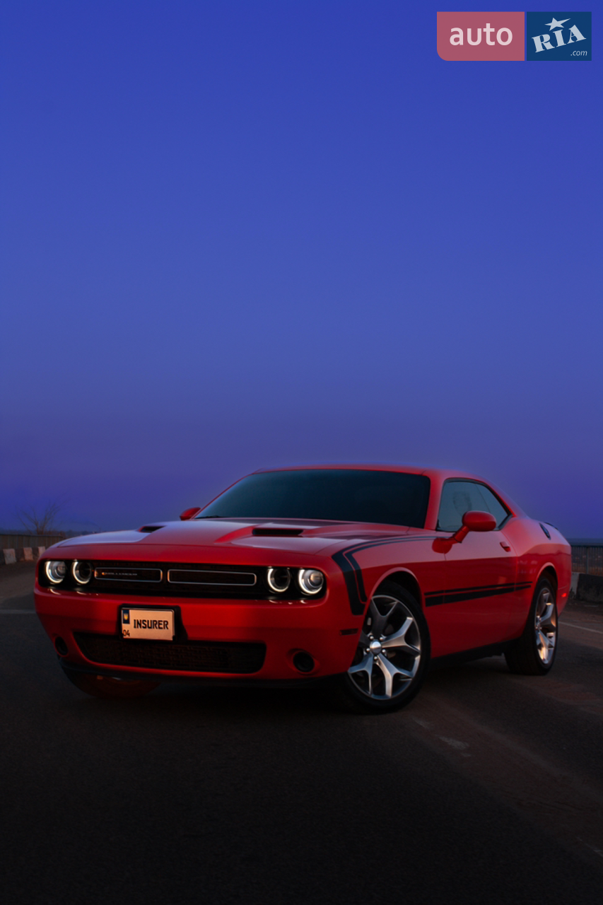 2016 Dodge Challenger - мініатюра 13
