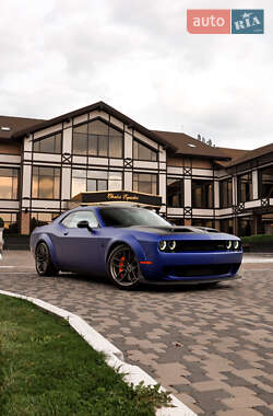 Купе Dodge Challenger 2019 в 