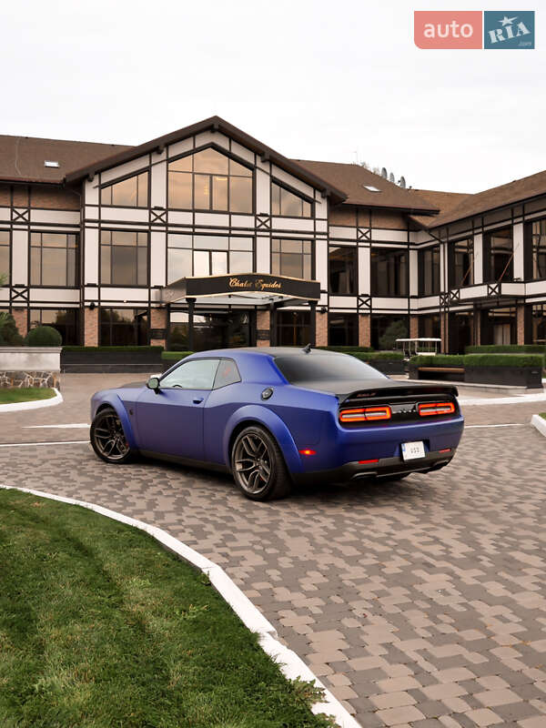 Купе Dodge Challenger 2019 в Киеве