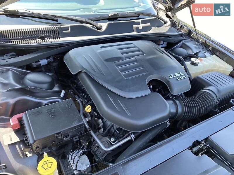Купе Dodge Challenger 2016 в Днепре фото 6 Купе Dodge Challenger 2016 в Днепре