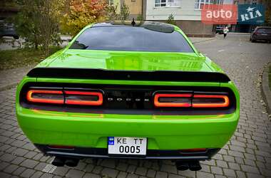 Купе Dodge Challenger 2017 в Ивано-Франковске