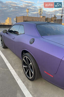 Купе Dodge Challenger 2017 в Киеве