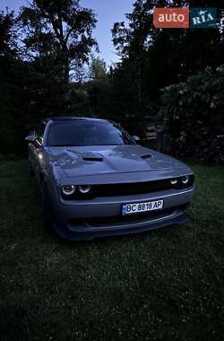 Купе Dodge Challenger 2017 в Львові