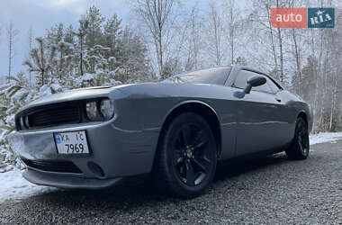 Купе Dodge Challenger 2013 в Киеве