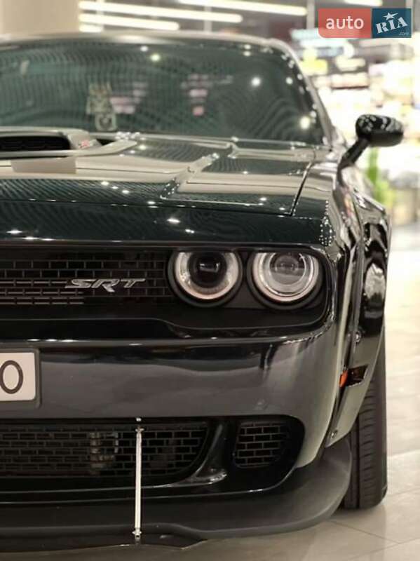 Купе Dodge Challenger 2018 в Киеве