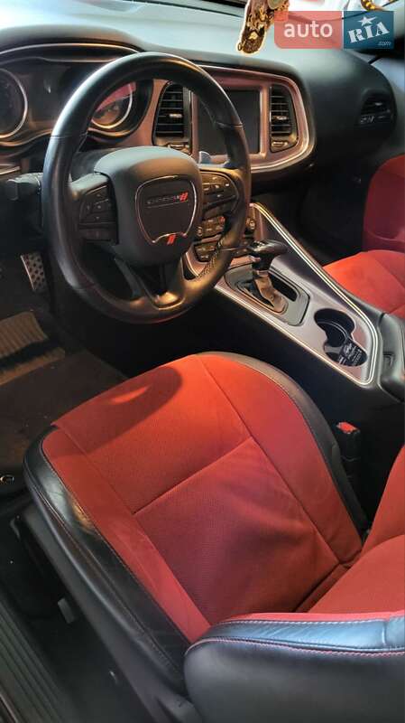 Купе Dodge Challenger 2018 в Киеве