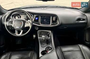 Купе Dodge Challenger 2017 в 