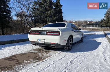Купе Dodge Challenger 2015 в 
