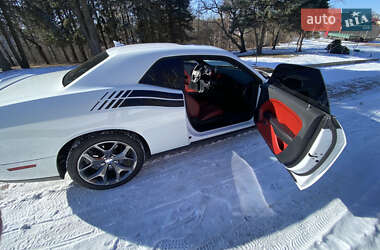 Купе Dodge Challenger 2015 в 