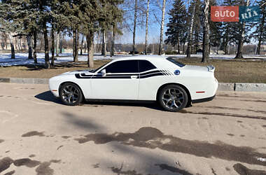 Купе Dodge Challenger 2015 в 