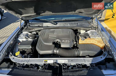 Купе Dodge Challenger 2013 в 