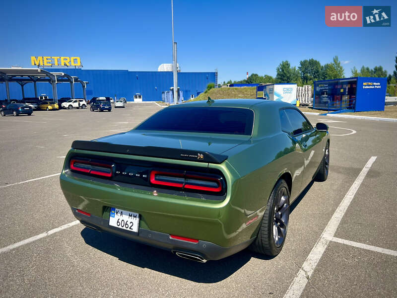 Купе Dodge Challenger 2022 в Киеве