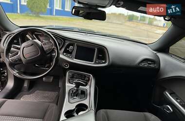 Купе Dodge Challenger 2020 в 