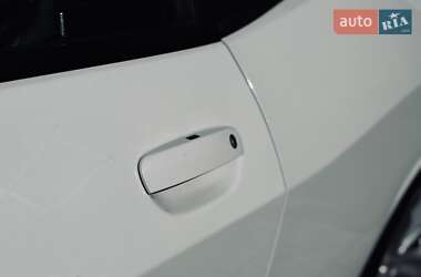 Купе Dodge Challenger 2018 в 