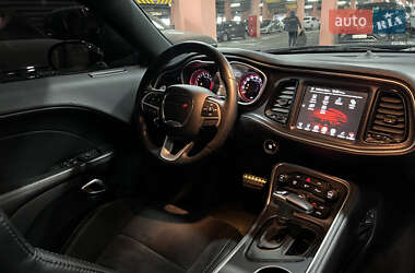 Купе Dodge Challenger 2016 в 