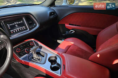 Купе Dodge Challenger 2018 в 