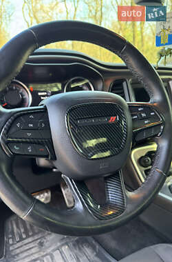 Купе Dodge Challenger 2018 в Кременчуці