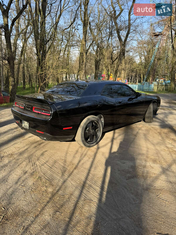Купе Dodge Challenger 2018 в Кременчуге