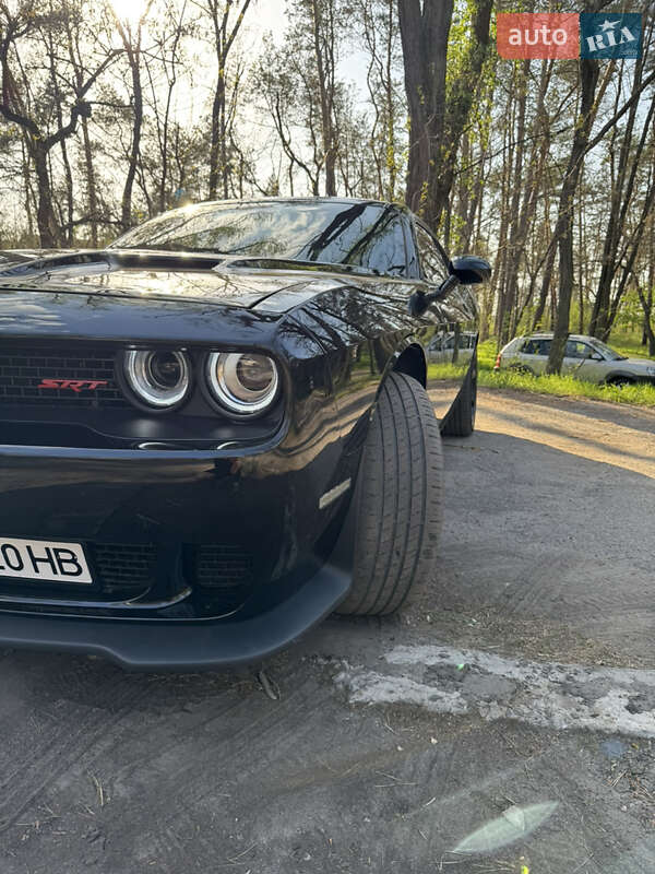 Купе Dodge Challenger 2018 в Кременчуге