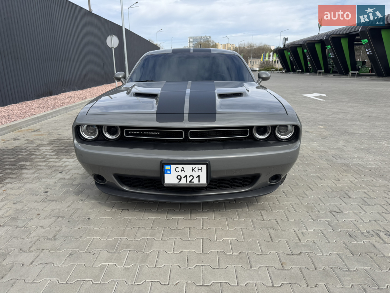2017 Dodge Challenger - мініатюра 28