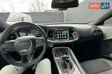 Купе Dodge Challenger 2018 в 