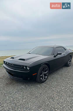 Купе Dodge Challenger 2019 в 
