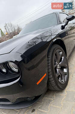 Купе Dodge Challenger 2019 в 