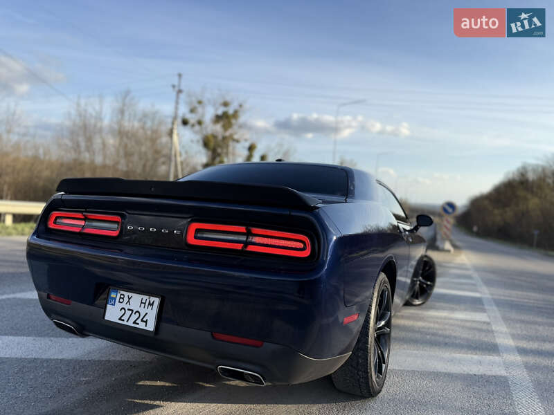 Купе Dodge Challenger 2016 в Каменец-Подольском фото 24 Купе Dodge Challenger 2016 в Каменец-Подольском