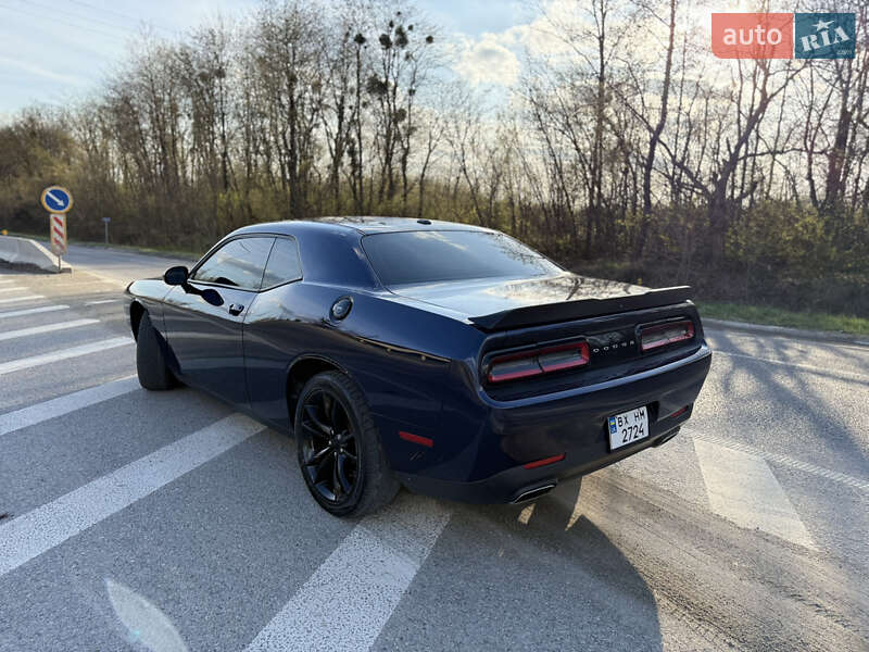 Купе Dodge Challenger 2016 в Каменец-Подольском фото 28 Купе Dodge Challenger 2016 в Каменец-Подольском