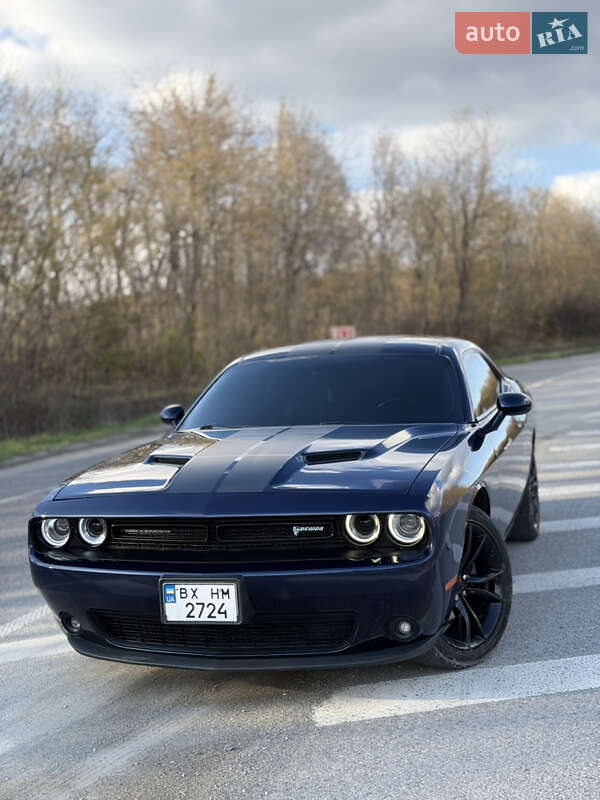 Купе Dodge Challenger 2016 в Каменец-Подольском фото 31 Купе Dodge Challenger 2016 в Каменец-Подольском