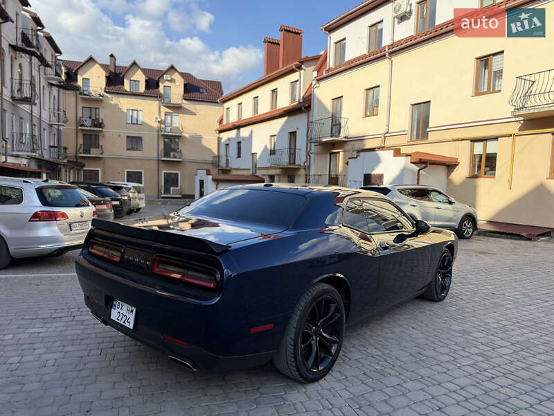 Купе Dodge Challenger 2016 в Каменец-Подольском фото 40 Купе Dodge Challenger 2016 в Каменец-Подольском