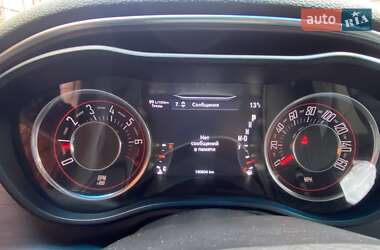 Купе Dodge Challenger 2017 в 