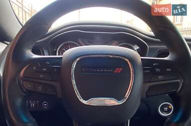 Купе Dodge Challenger 2017 в 