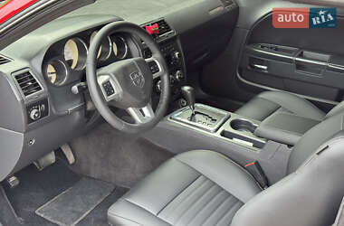 Купе Dodge Challenger 2011 в 