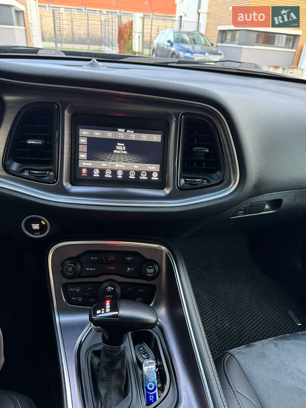 Купе Dodge Challenger 2018 в Одессе
