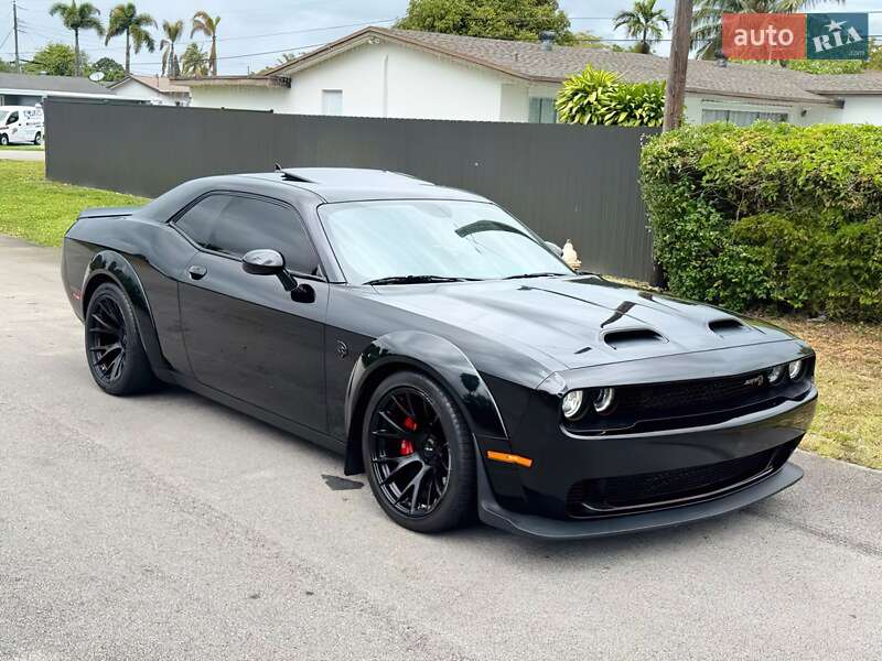 Купе Dodge Challenger 2019 в Тернополе